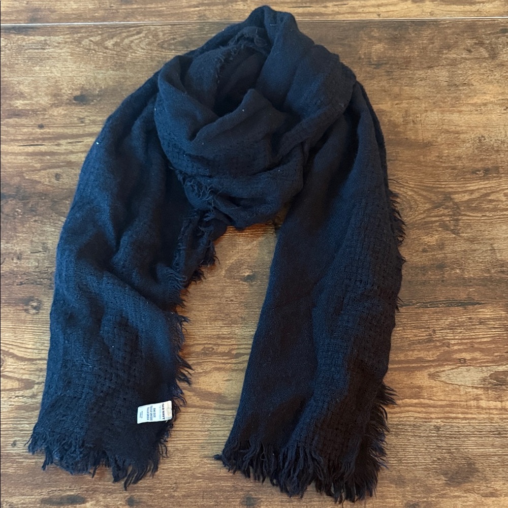 Old Navy Black Textured Scarf